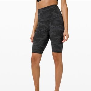 Lululemon Align Super High Rise Short 10”